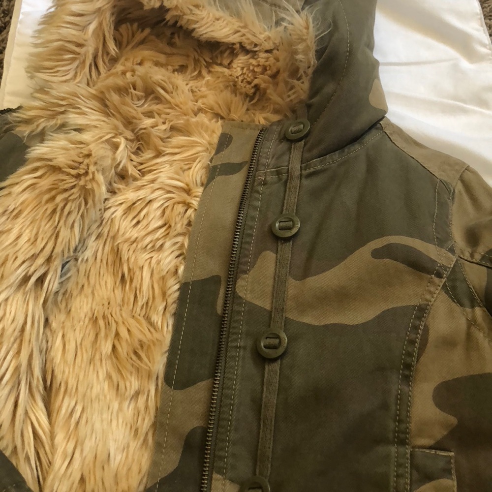 Jacket - Picture 5 of 8